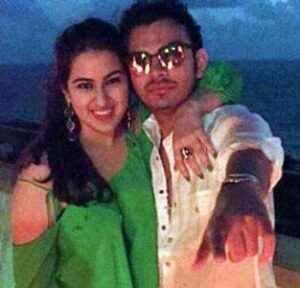 Sara Ali Khan Actress Bio | Age Height Family Boyfriend Instagram 2 Sara-Ali-Khan-withBoyfriend