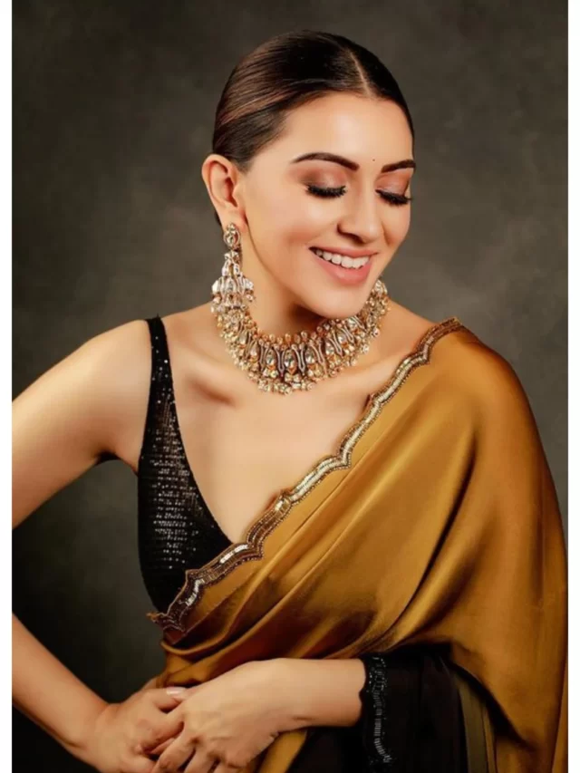 cropped-Hansika-motvani-golden-sharee-look-gyanivirus-web-stories-6.webp