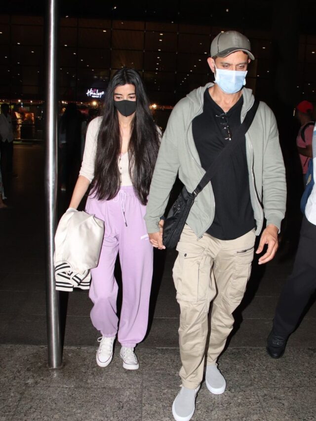 Hrithik and Sobha spotted at Mumbai Airport
